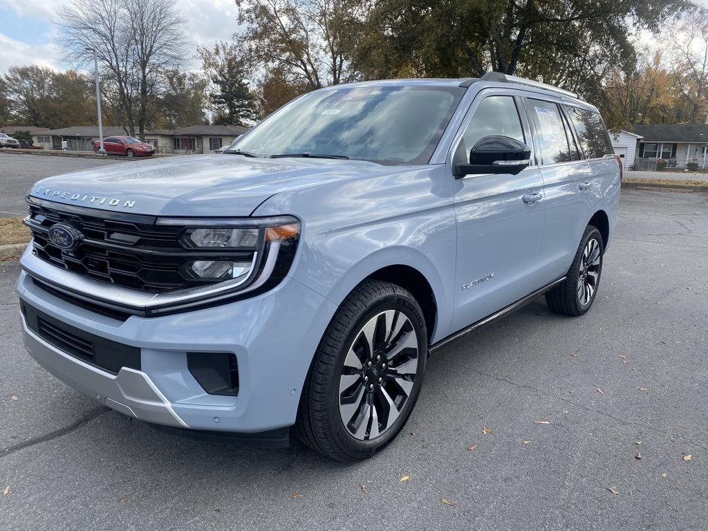 new 2025 Ford Expedition car, priced at $83,490