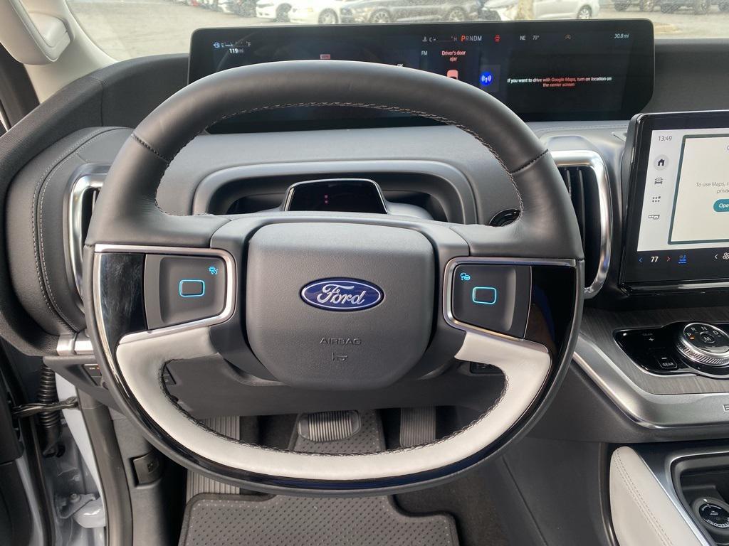 new 2025 Ford Expedition car, priced at $83,490