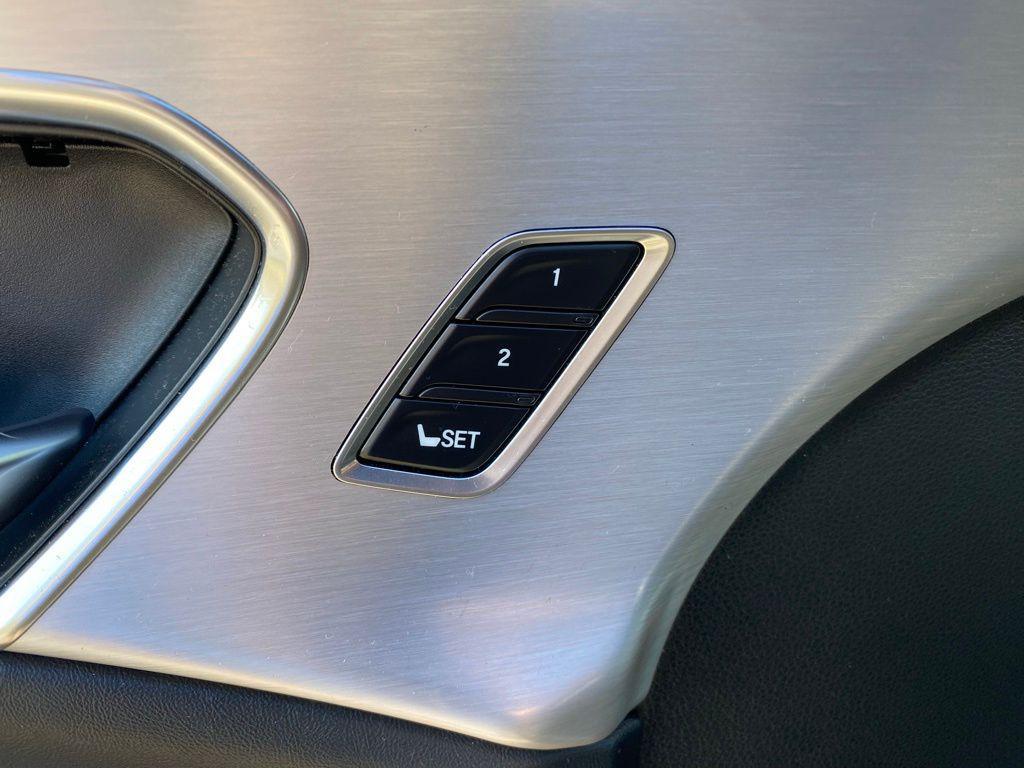 used 2020 Acura RDX car, priced at $21,999