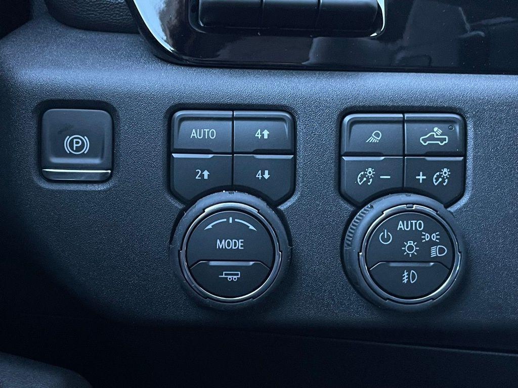 new 2026 Chevrolet Silverado 1500 car, priced at $59,990