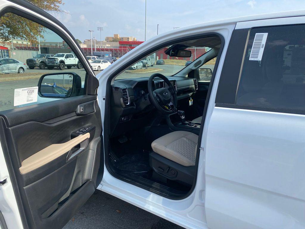 new 2025 Ford Ranger car, priced at $35,490