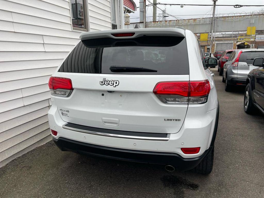 used 2015 Jeep Grand Cherokee car, priced at $13,695