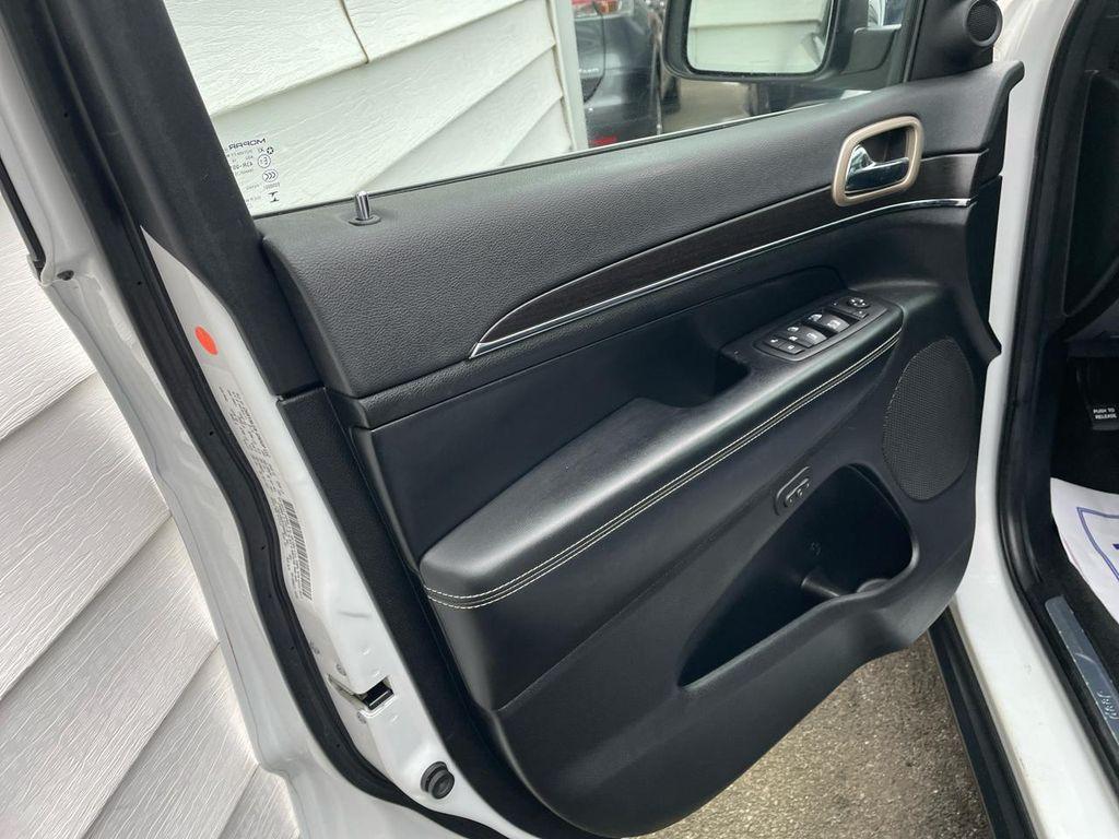 used 2015 Jeep Grand Cherokee car, priced at $13,695