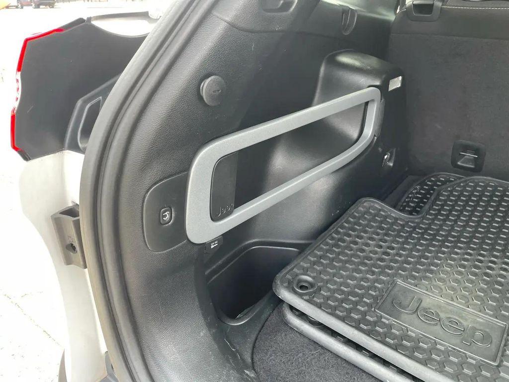 used 2016 Jeep Cherokee car, priced at $13,995