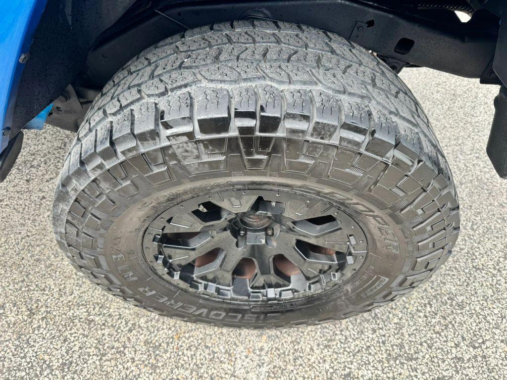 used 2015 Jeep Wrangler Unlimited car, priced at $14,995