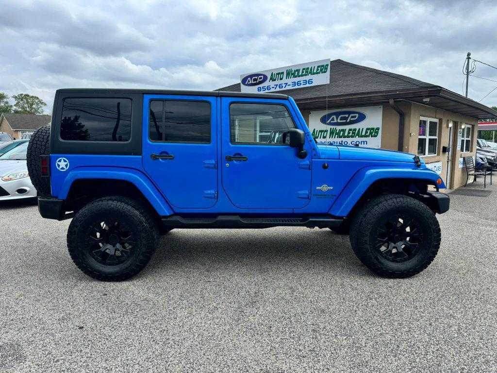 used 2015 Jeep Wrangler Unlimited car, priced at $14,995