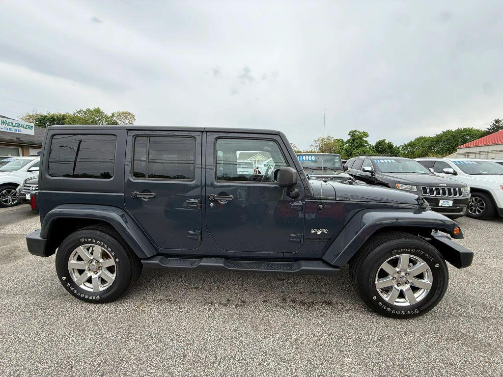 used 2016 Jeep Wrangler Unlimited car, priced at $15,995