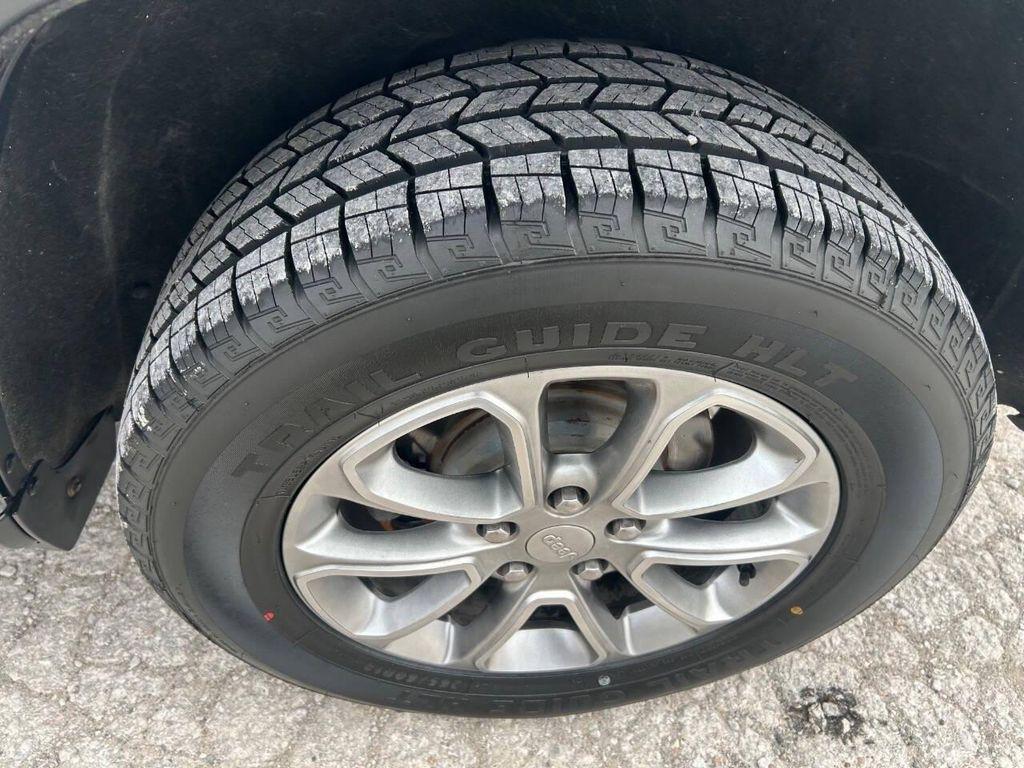 used 2016 Jeep Grand Cherokee car, priced at $13,997