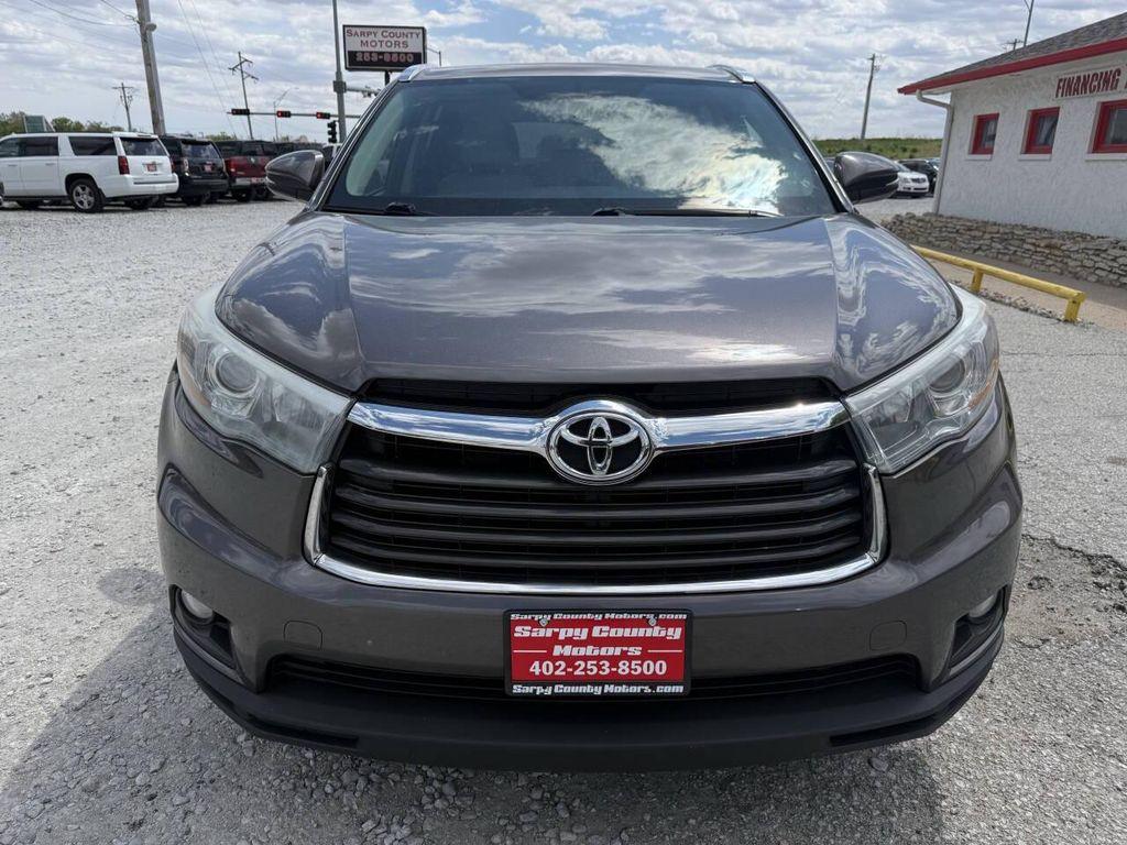used 2016 Toyota Highlander car, priced at $17,997