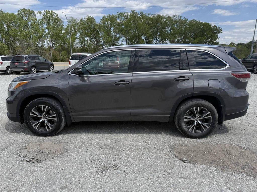 used 2016 Toyota Highlander car, priced at $17,997