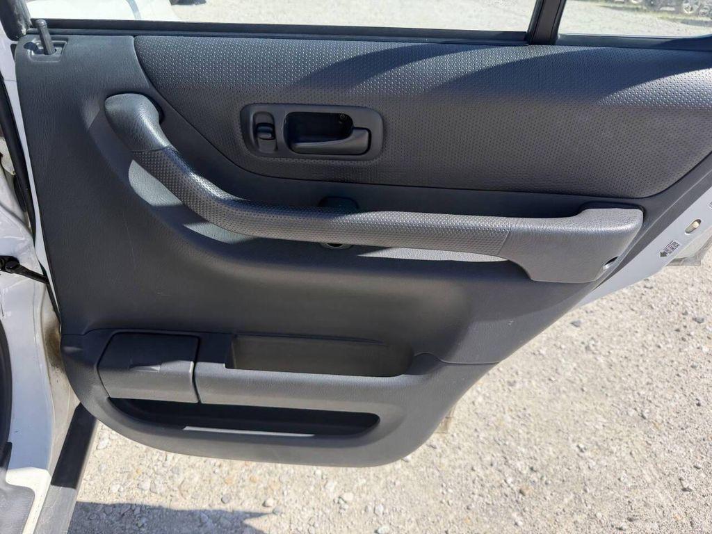 used 2001 Honda CR-V car, priced at $9,196