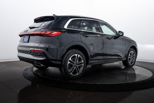 new 2025 Audi Q5 car, priced at $53,628