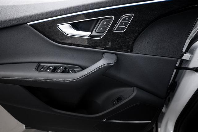 new 2026 Audi Q7 car, priced at $74,380