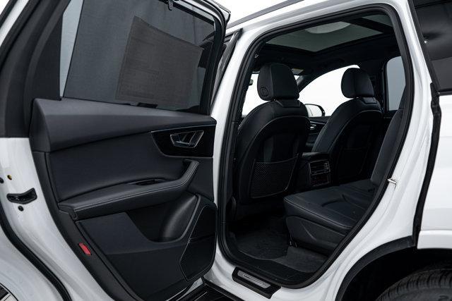 new 2026 Audi Q7 car, priced at $74,522