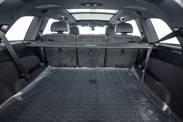 new 2026 Audi Q7 car, priced at $74,522