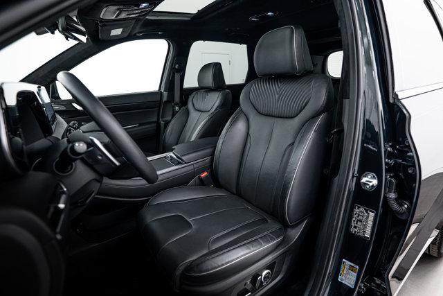 used 2024 Hyundai Palisade car, priced at $40,587
