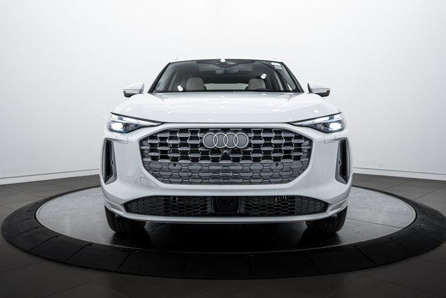 new 2025 Audi Q5 car, priced at $51,917