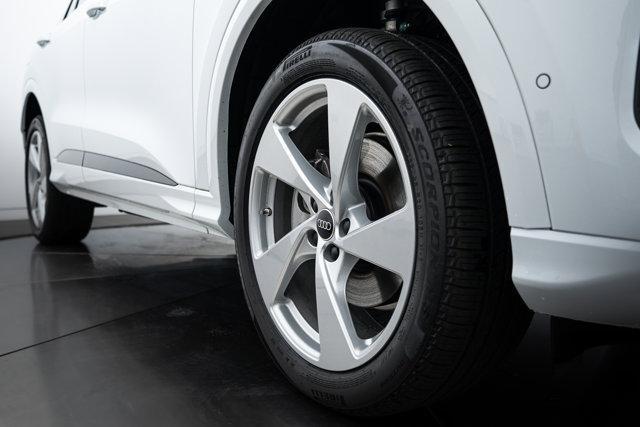 new 2025 Audi Q5 car, priced at $56,706