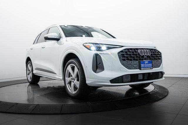 new 2025 Audi Q5 car, priced at $57,613