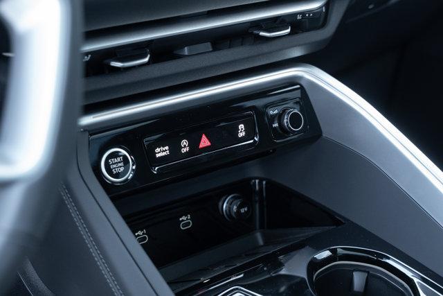new 2025 Audi Q5 car, priced at $60,310