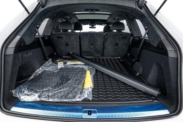 new 2026 Audi Q7 car, priced at $84,844