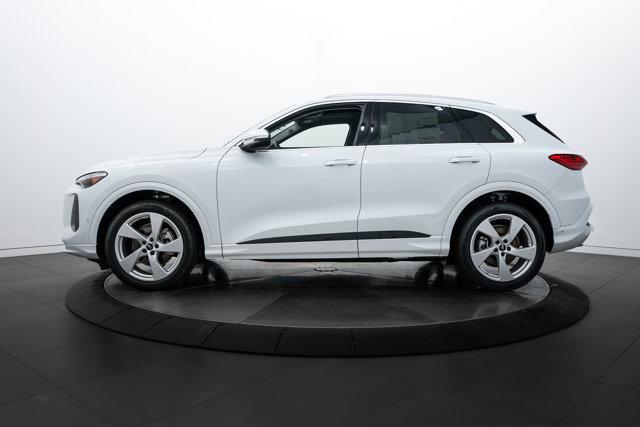 new 2025 Audi Q5 car, priced at $58,297