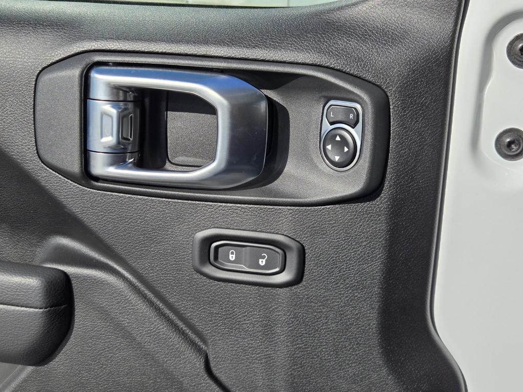 new 2026 Jeep Wrangler car, priced at $53,105