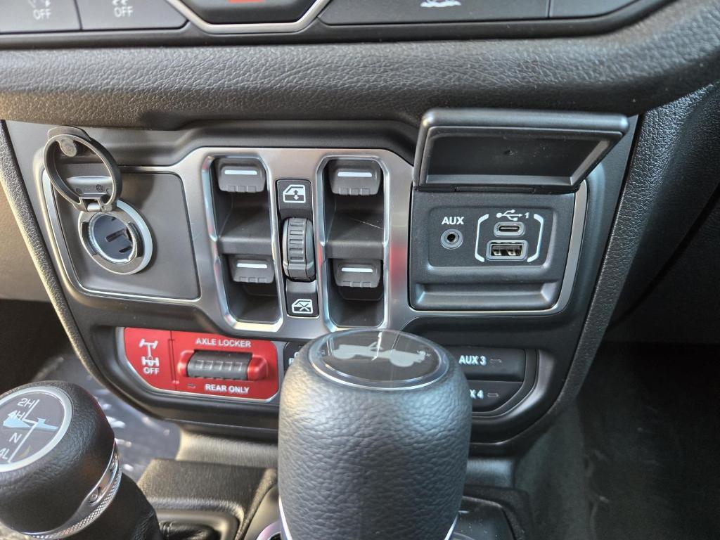 new 2026 Jeep Wrangler car, priced at $53,105