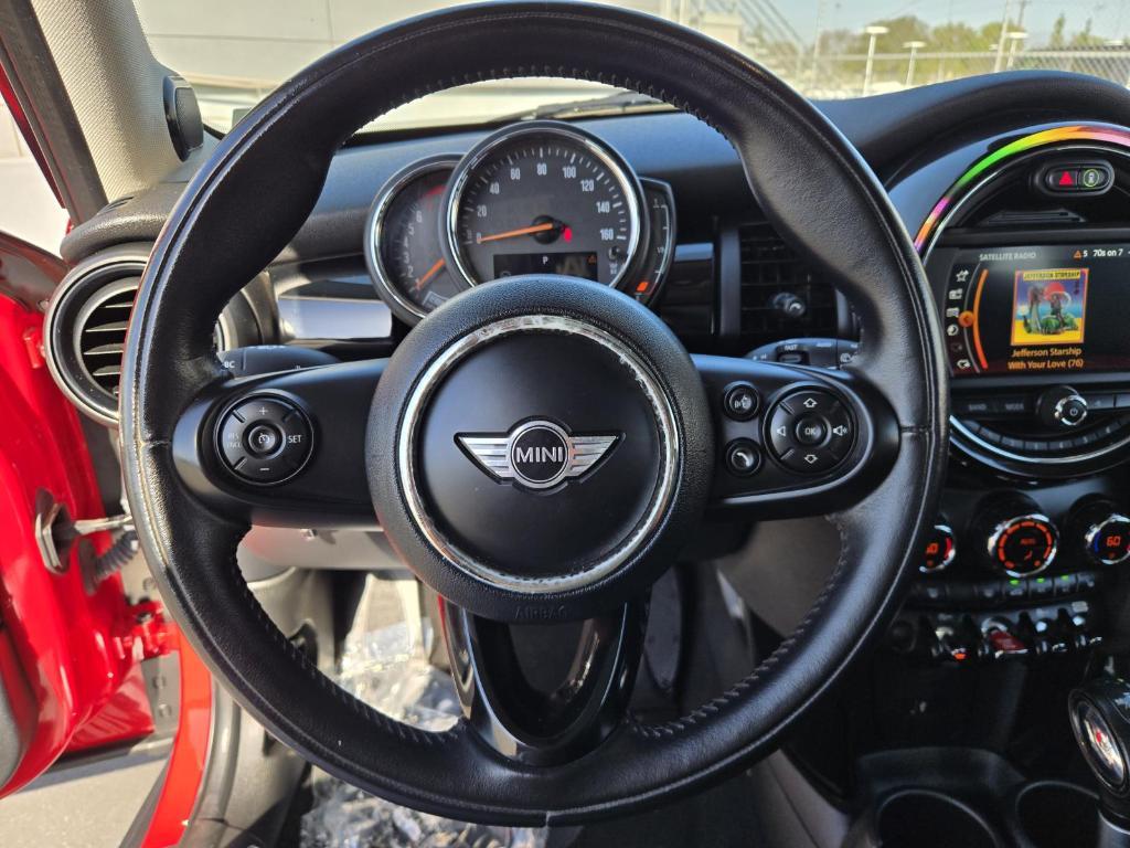used 2019 MINI Hardtop car, priced at $18,995