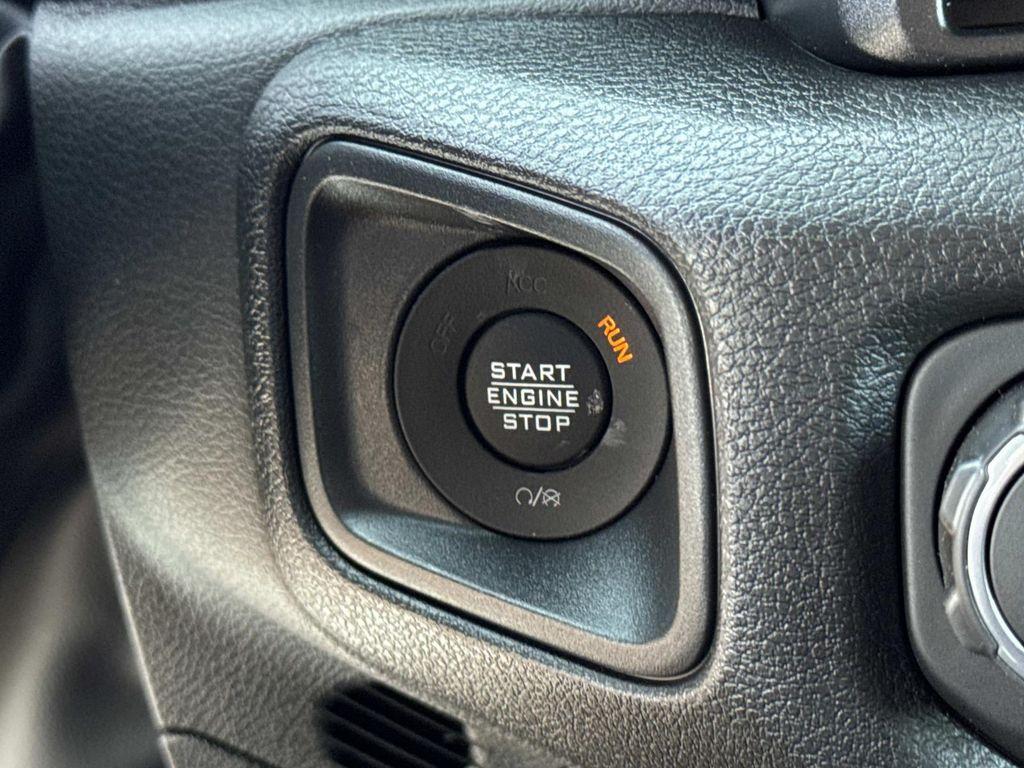 new 2026 Jeep Gladiator car, priced at $41,965