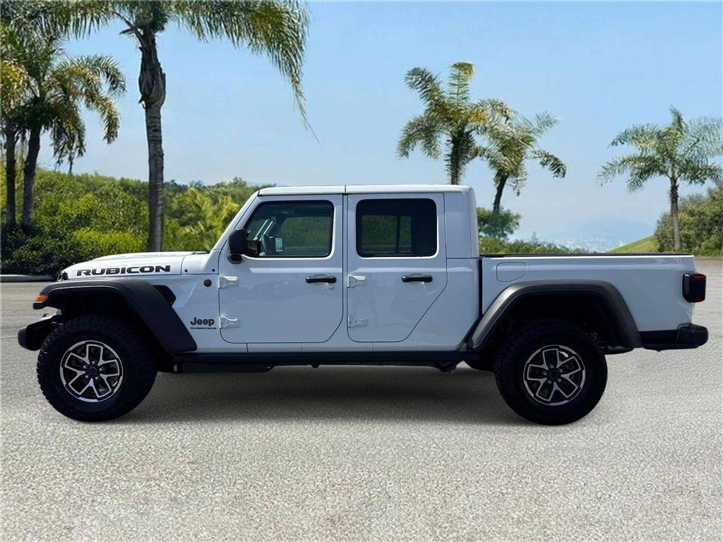 new 2026 Jeep Gladiator car, priced at $51,585