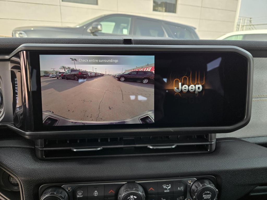 new 2026 Jeep Gladiator car, priced at $46,710