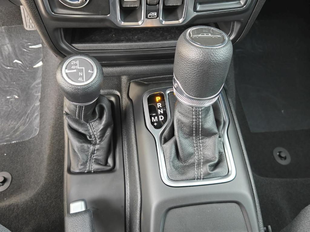 new 2026 Jeep Gladiator car, priced at $46,710