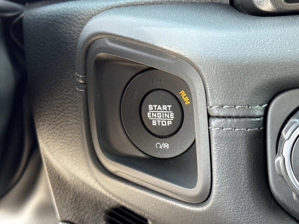 new 2026 Jeep Gladiator car, priced at $57,760