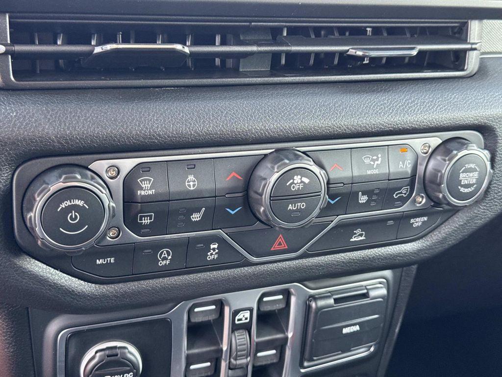 new 2026 Jeep Wrangler car, priced at $49,485