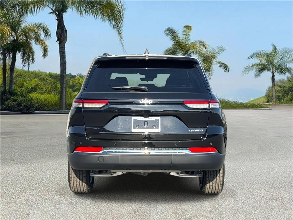 new 2026 Jeep Grand Cherokee car, priced at $37,080