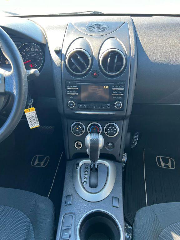 used 2015 Nissan Rogue Select car, priced at $5,999