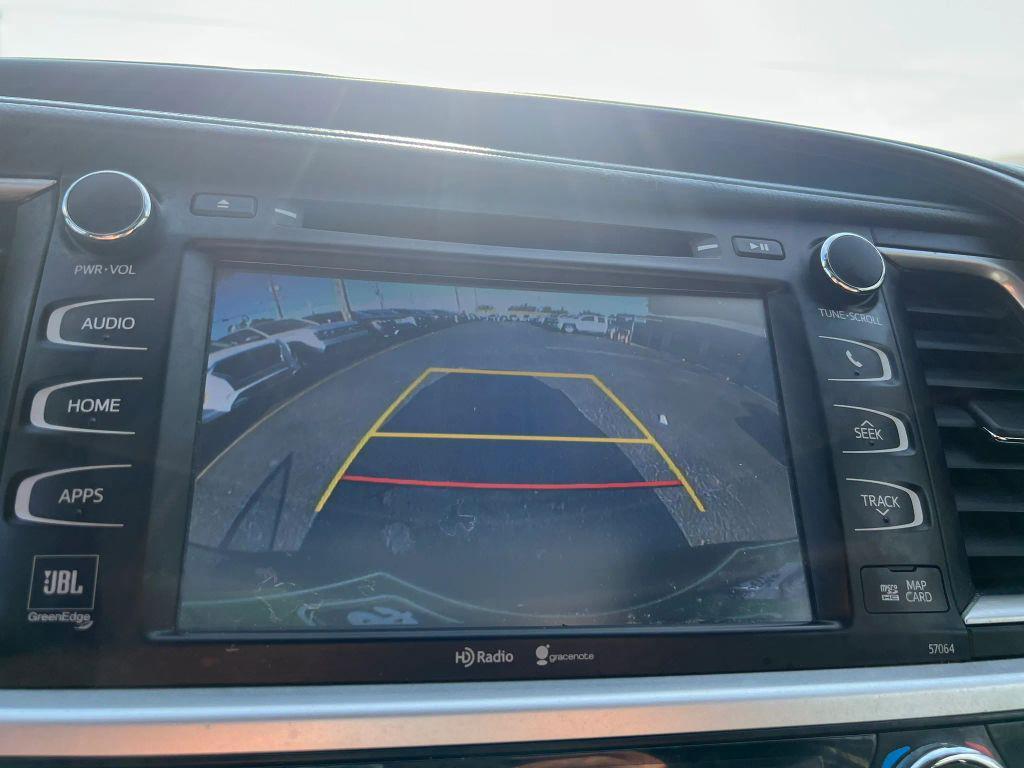 used 2015 Toyota Highlander car, priced at $12,999