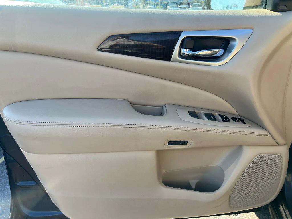 used 2015 Nissan Pathfinder car, priced at $7,499