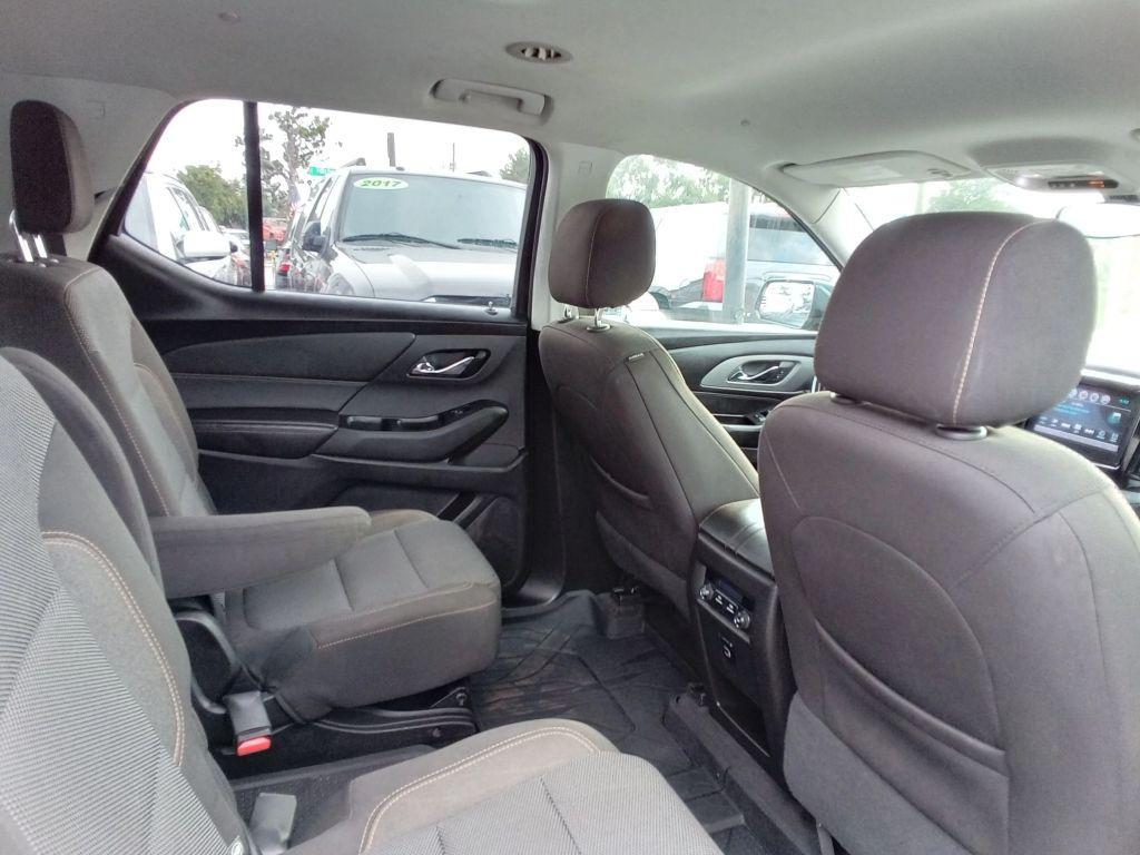 used 2018 Chevrolet Traverse car, priced at $10,999
