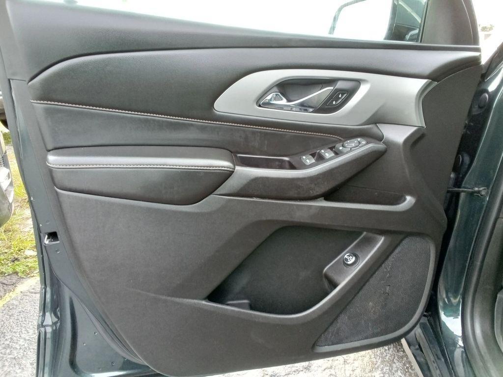 used 2018 Chevrolet Traverse car, priced at $10,999