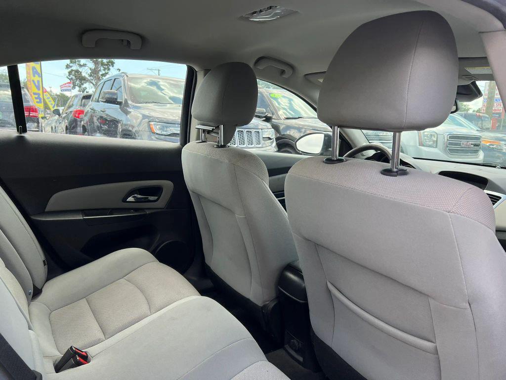 used 2014 Chevrolet Cruze car, priced at $5,999