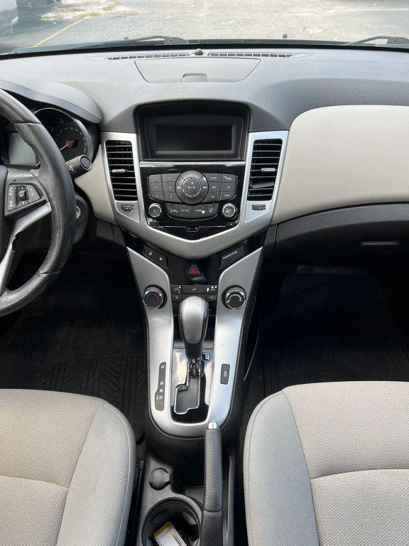 used 2014 Chevrolet Cruze car, priced at $5,999
