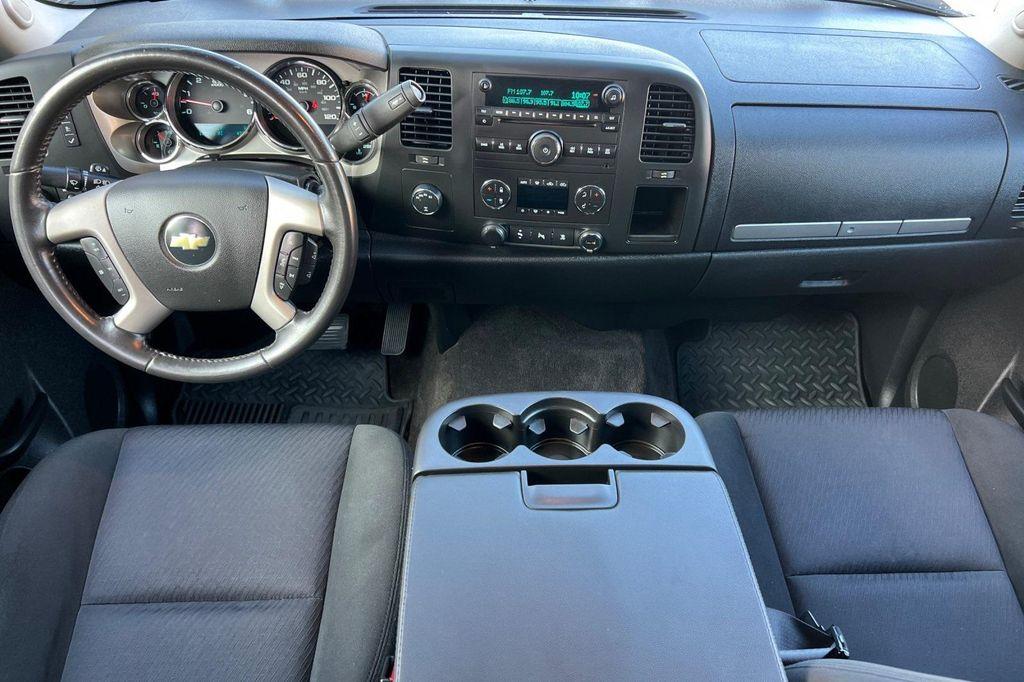 used 2011 Chevrolet Silverado 1500 car, priced at $15,500