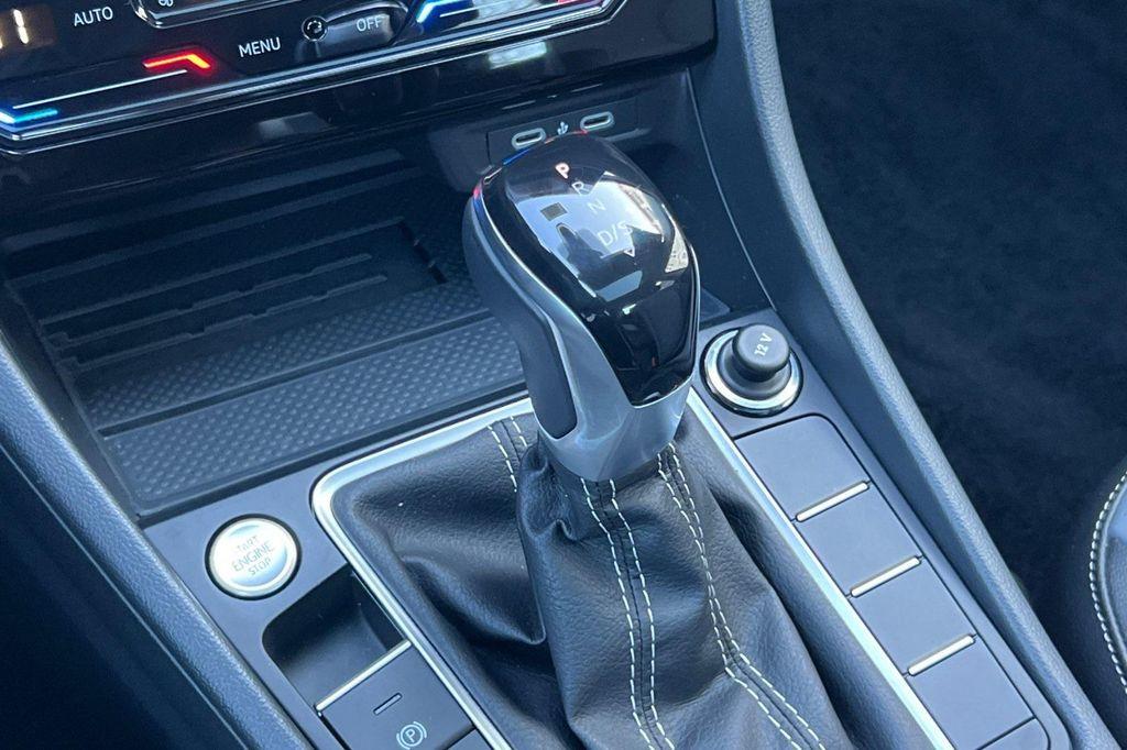 used 2025 Volkswagen Jetta car, priced at $23,500