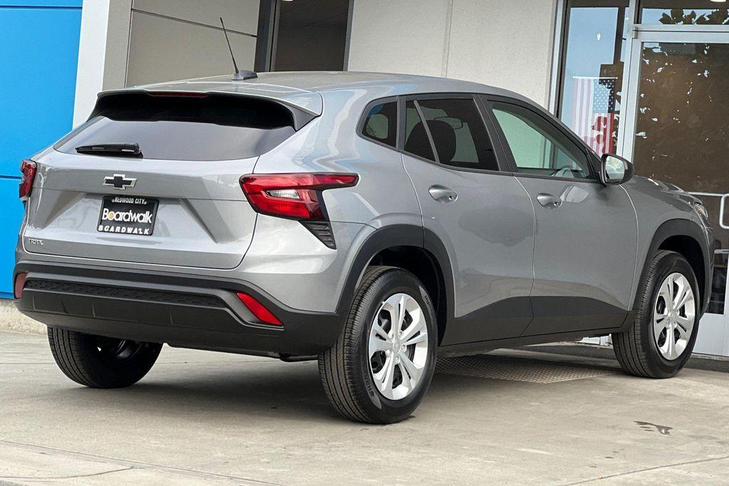 new 2026 Chevrolet Trax car, priced at $22,947