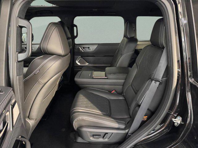 new 2026 INFINITI QX80 car