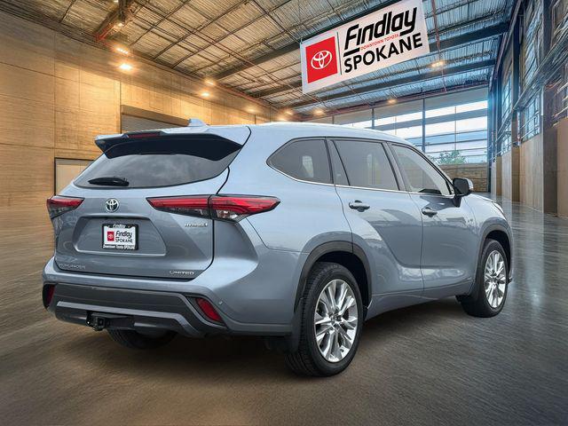 used 2022 Toyota Highlander Hybrid car, priced at $41,100