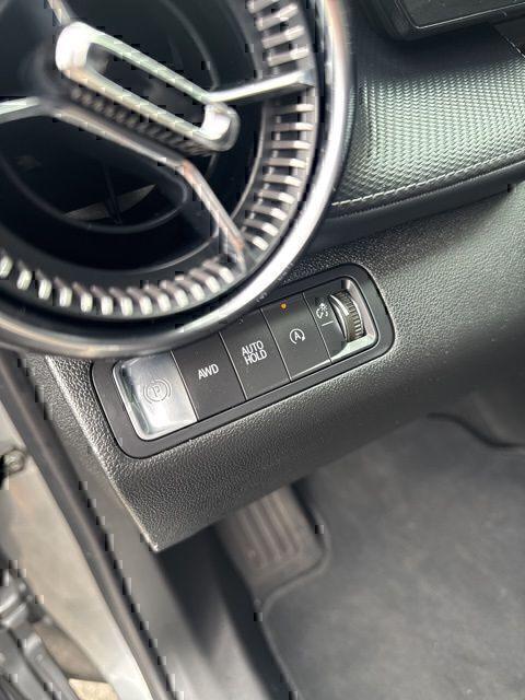 used 2025 Chevrolet Equinox car, priced at $28,300