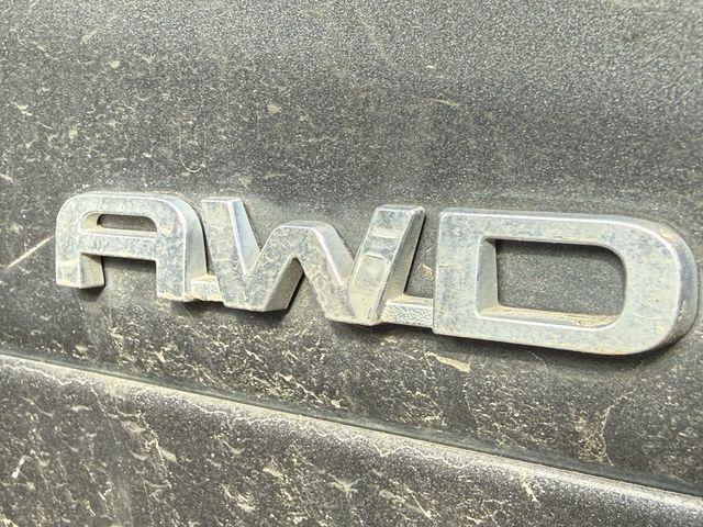 used 2020 Toyota Highlander Hybrid car, priced at $30,995